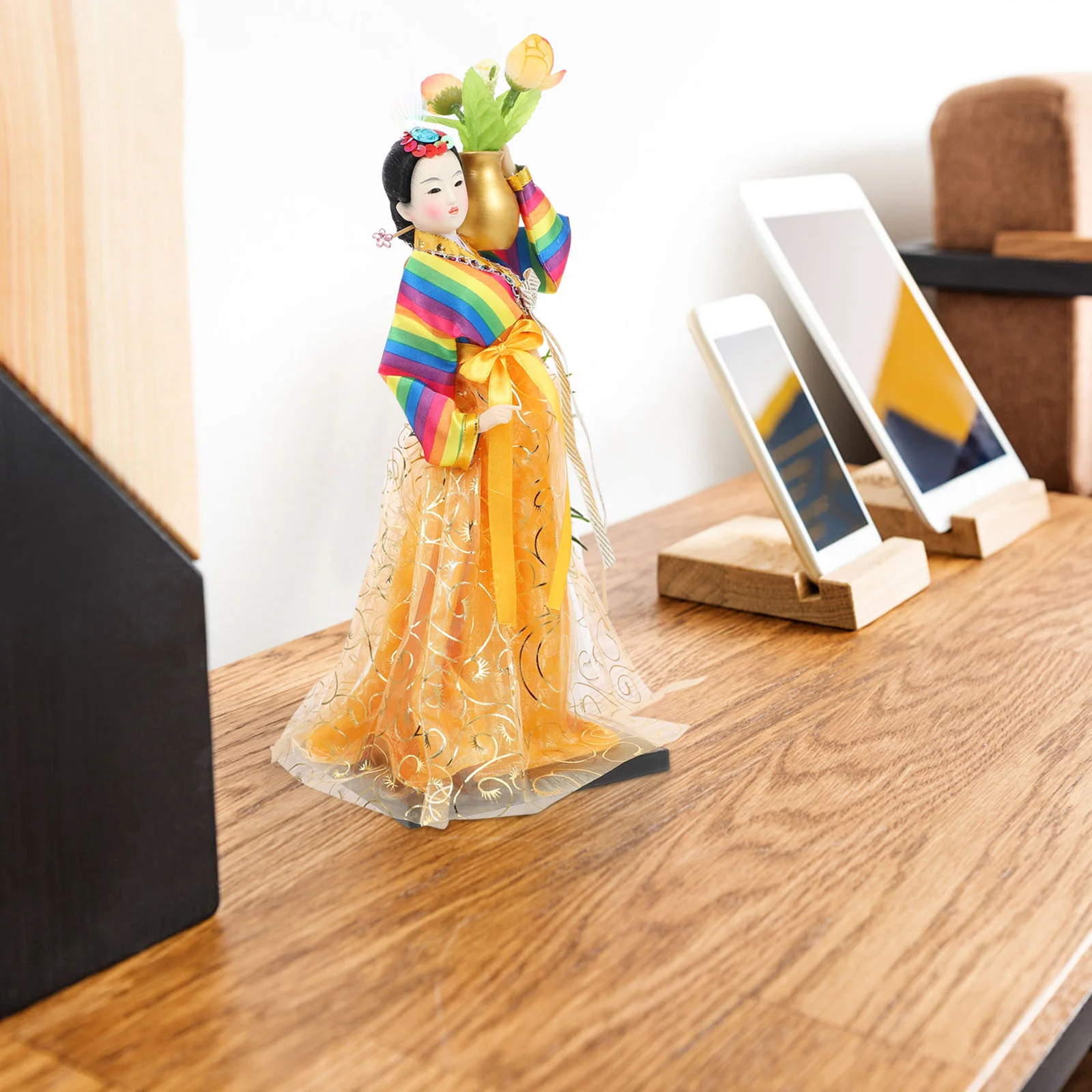 

Desktop Delicate Korean Handicraft Hanbok Doll Korean Traditional Style Hanbok Doll