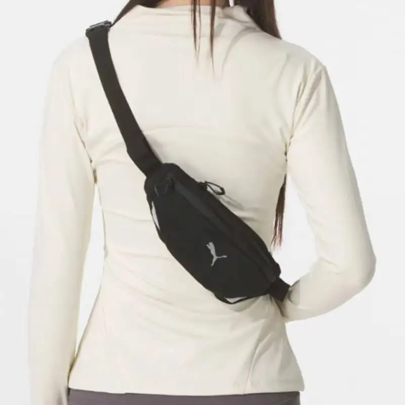 Фото Спортивная сумка Puma Hot Crossbody, черная, на плечо, с регулируемым ремнем, легкая, прочная, универсальная, для повседневного использования, в уличном стиле, повседневная сумочка №4