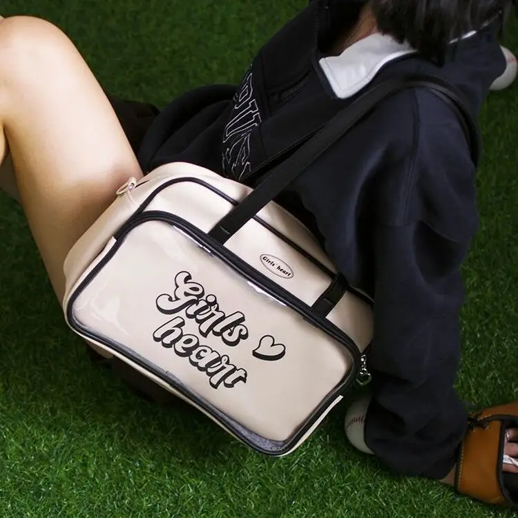 

American Retro Sports Bag 2023 New Niche College Single Shoulder Crossbody Bag Large Capacity Versatile Package