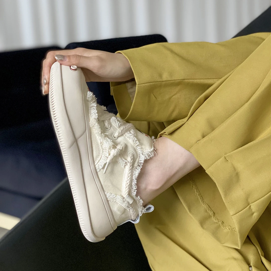 2023 Ins Style Smile Face Women Canvas Casual Sports Shoes Ladies Skatebord Chunky Daddy Shoes Female Lace-up Platform Sneakers