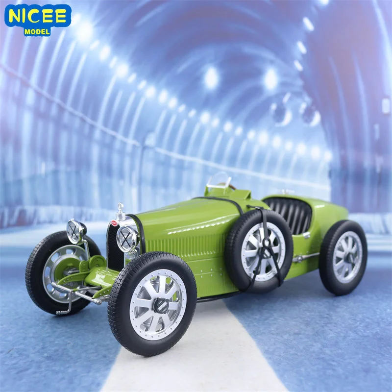 

Модель машины Bugatti из металлического сплава, в винтажном стиле, 1:12