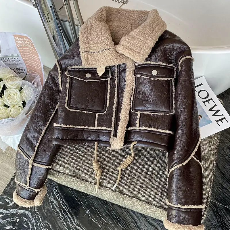 

2023 New Fashion Padded Fleeced Short Winter Jacket For Women Streetwear Biker Suit Brown Suede Fur Warm Coat Girl's Top