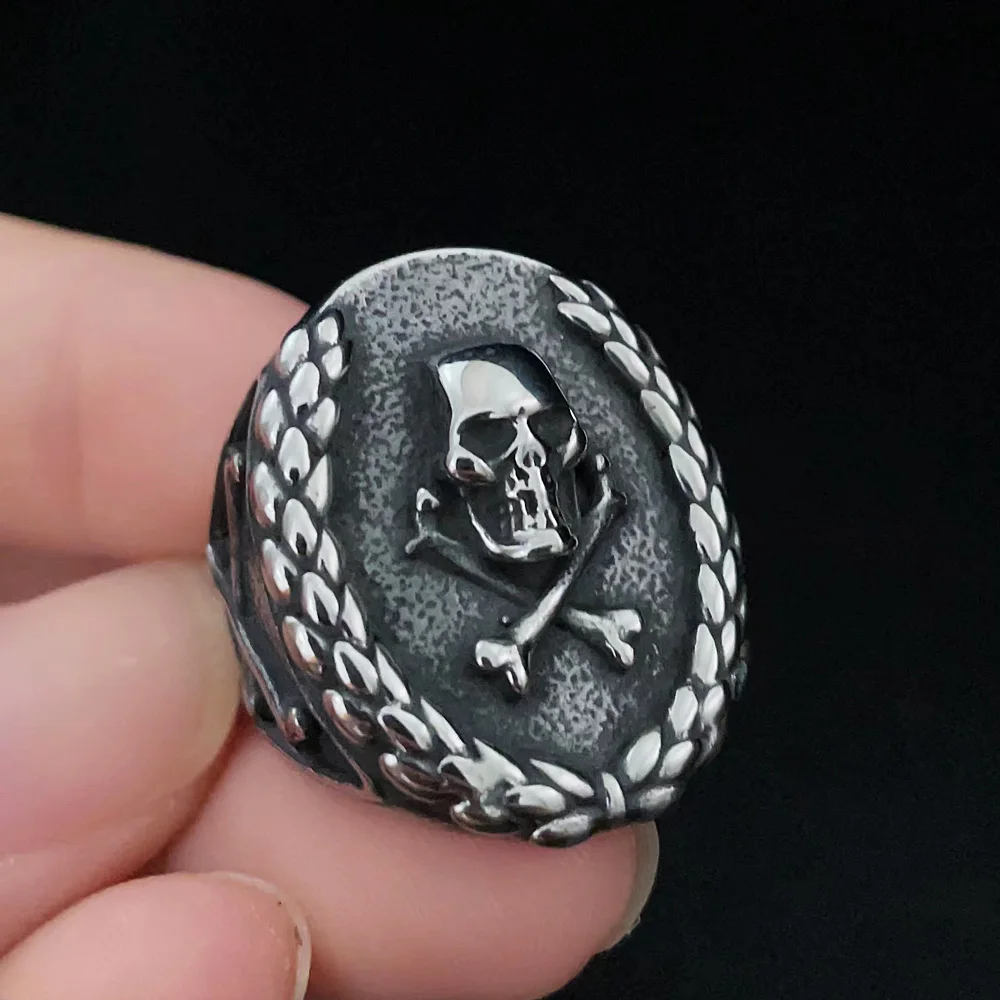 

Vintage Pirate Skull Signet Rings for Men Stainless Steel Punk Peace Wheat Stalk Skull Ring Biker Amulet Jewelry Free Shipping