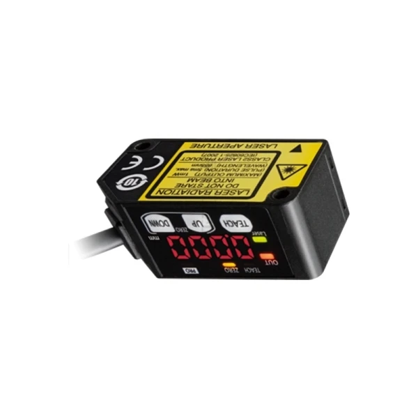 

Standard laser displacement sensor HG-C1030 measures plate thickness