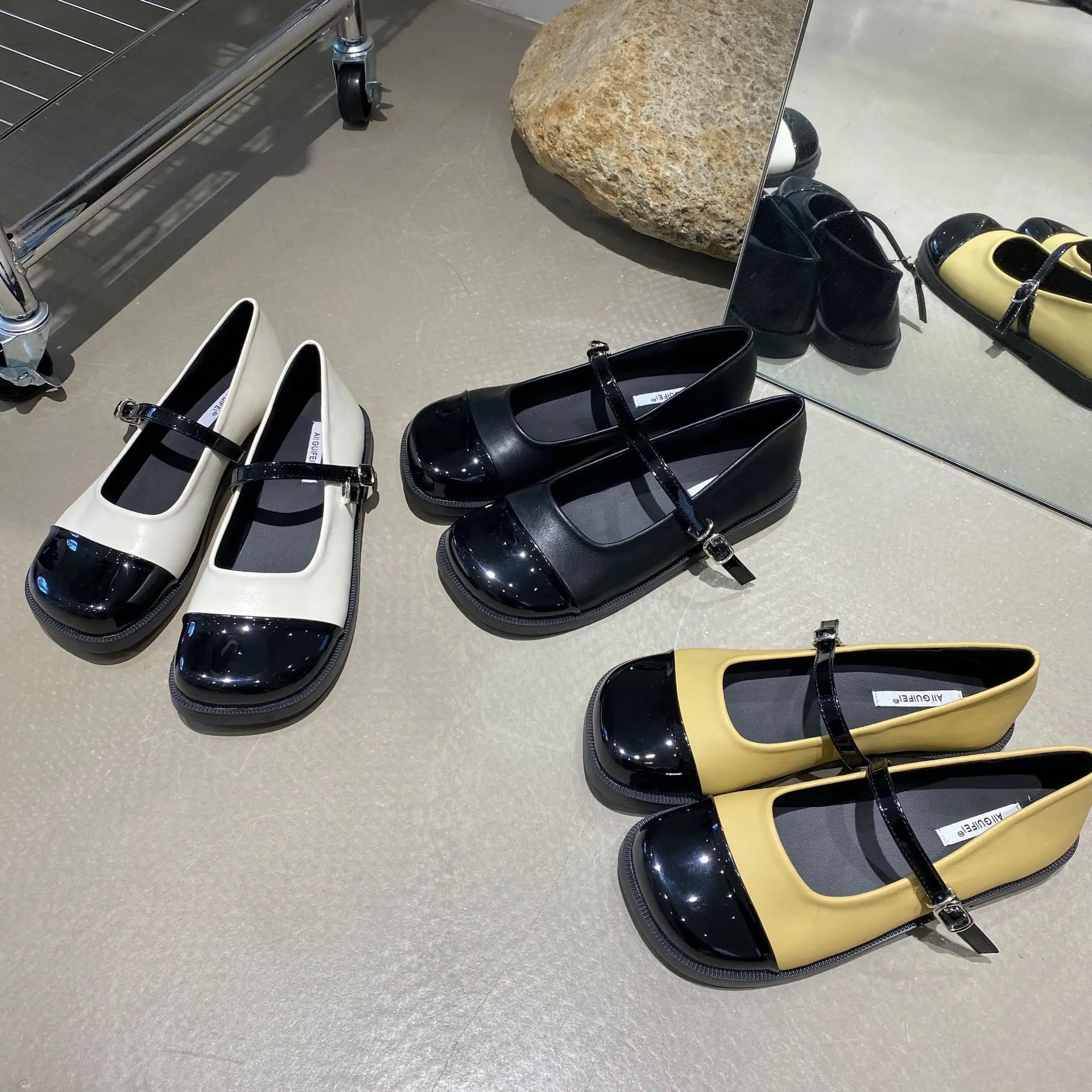 

Shoes Women's Sneakers Summer 2022 Woman-shoes Colorful New Roses Casual Black Mary Janes Square Toe Shallow Rubber Basic PU Fla