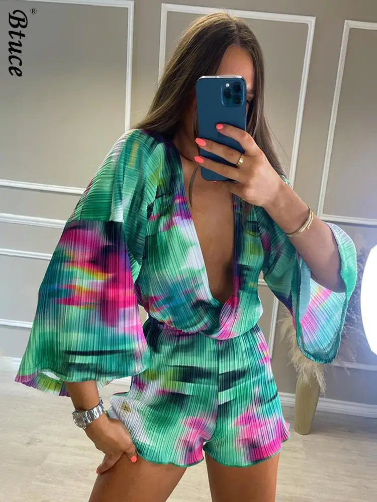 

Women V Neck Short Suit Fashion Collected Waisted Suits Women Elegant Flare Sleeve Shorts Suit 2022 Summer Female Ladies Outfits