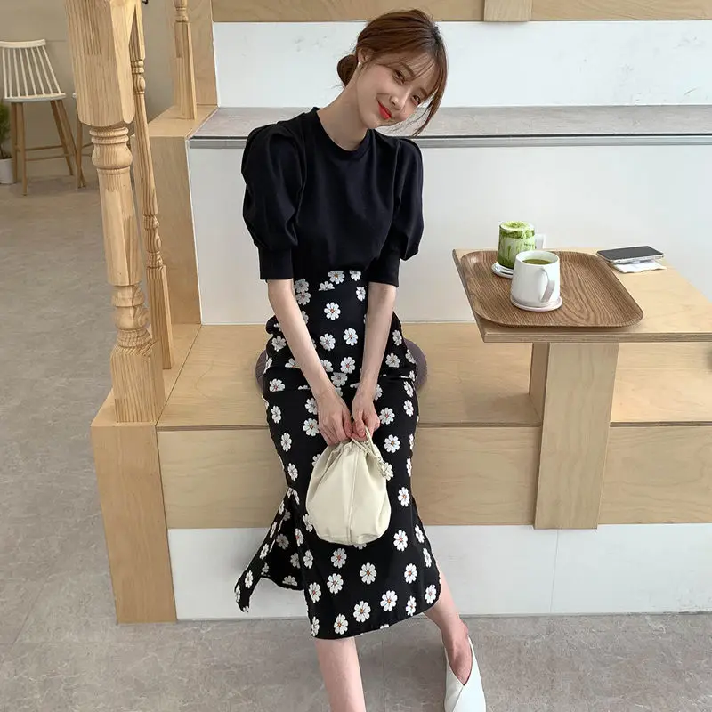 

2 Piece Set Women Korean Shirt Suit Knit Puff Sleeve Y2K Top High Waist Print Bodycon Skirt Ropa Mujer Two Pieces Outfits 2022