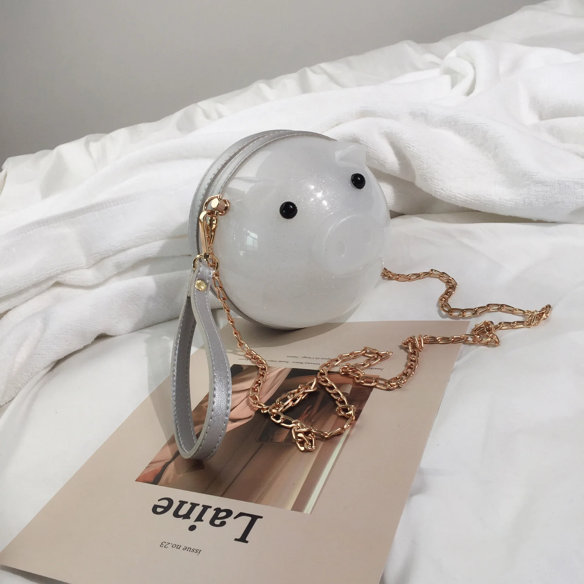 

Женская индивидуальная забавная Пластиковая Сумка-желе в виде свиньи, летняя маленькая круглая сумка на плечо с цепочкой в стиле девушки из...