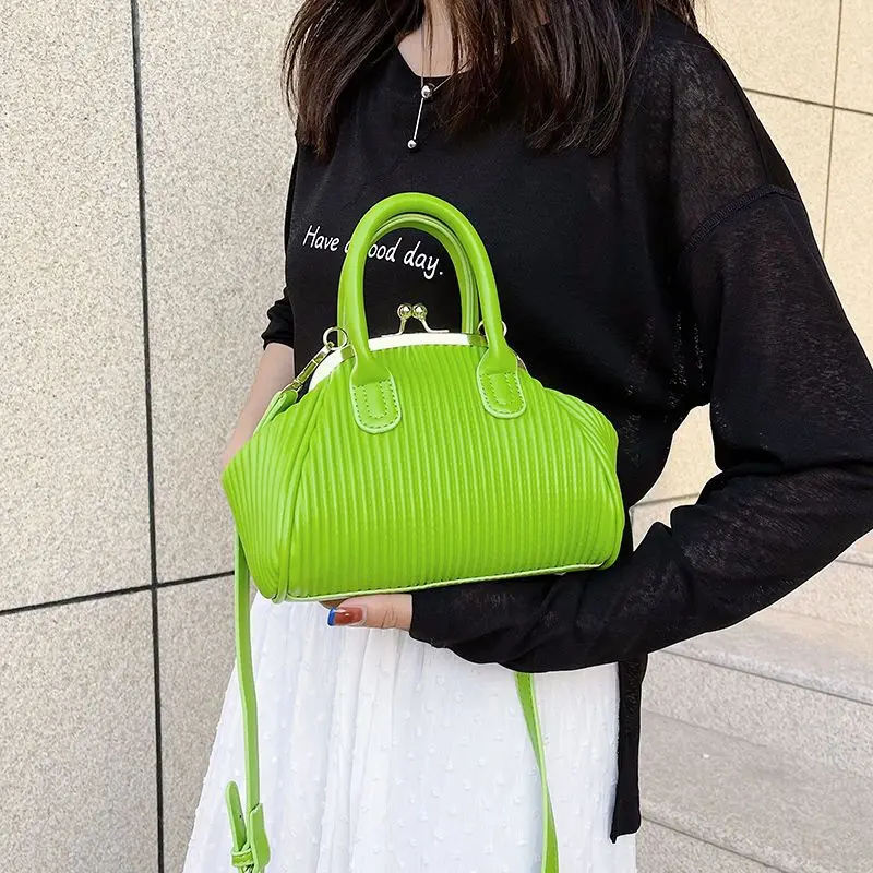 

Women Fashion Design Portable Shoulder Messenger Bags Elegant Ladies New Trend Pleated Shell Handbags Party Crossbody Pouch Pink
