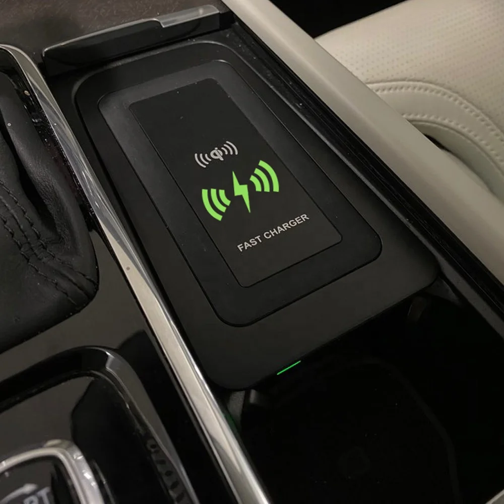 

embedded wireless charger For XC90 XC60 C60 S60 2018 S90 V90 V60 2020 car quick charge dual usb ports qi fast charging