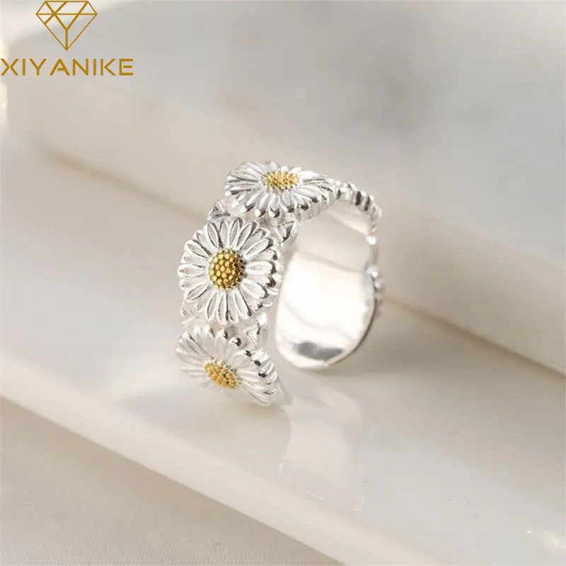 

DAYIN Sweet Cool Daisy Flower Cuff Rings For Women Girl Korean Fashion New Jewelry Lady Gift Party Wedding anillos mujer