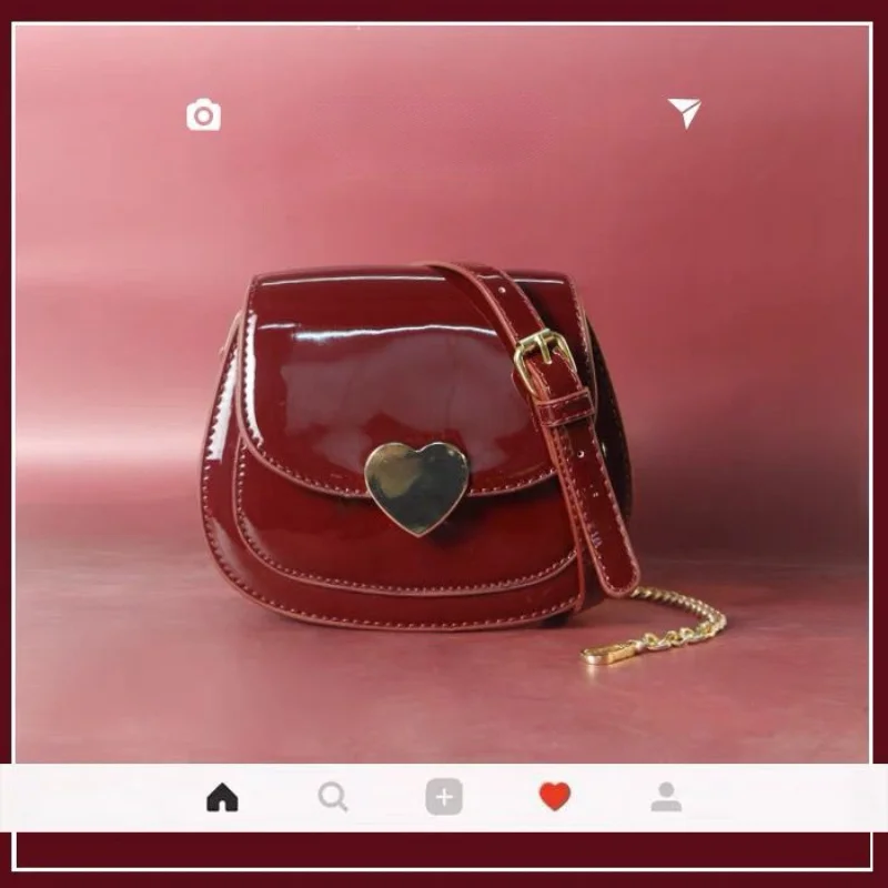 

Милая винтажная женская сумка через плечо, новая однотонная сумка из искусственной кожи с сердцем, элегантная повседневная модная дизайнерская сумка через плечо