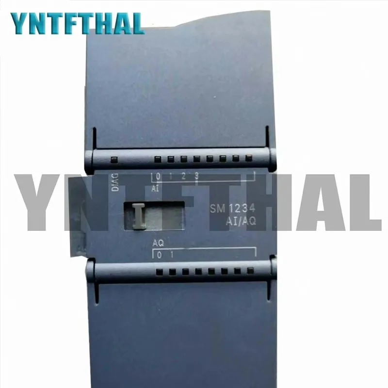 Новый оригинальный 6ES7232-4HD32-0XB0 6ES7231-4HF32 6ES7231-4HD32-0XB0