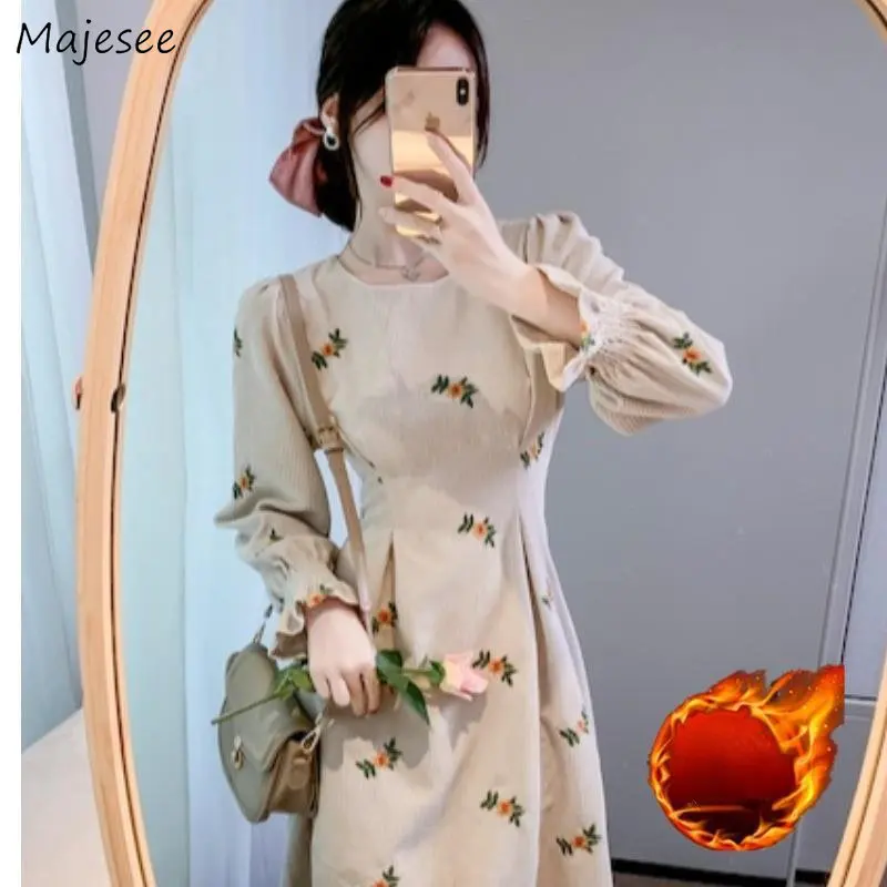 

Dresses Women Plus Velvet Corduroy Vestidos Autumn Basic Floral Flare Sleeve Casual Harajuku Tender Clothing Fashion All-match