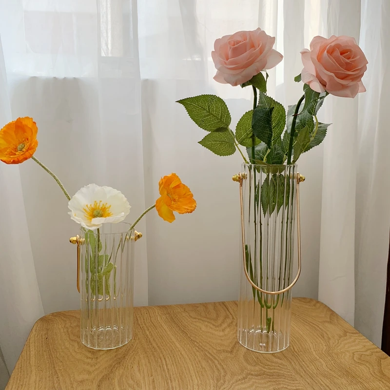 

Metal Handheld Vertical Glass Small Vase Nordic Simple Flower Arrangement Light Luxury Desktop Ornaments Hydroponic Flower Vase
