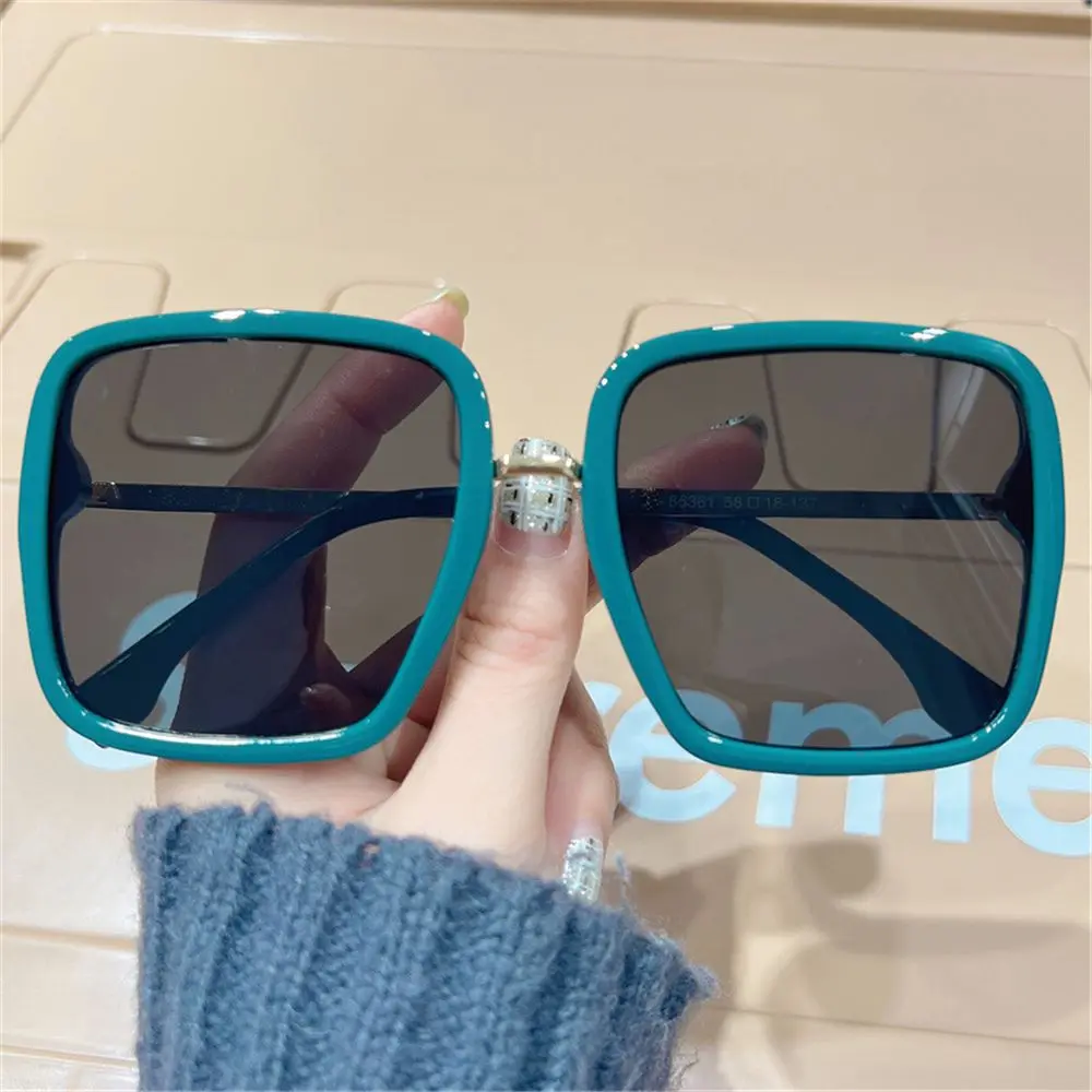 

Colored Outdoor Oversized UV400 Women Metal Sunglasses Goggles Men's Shades Eyewear