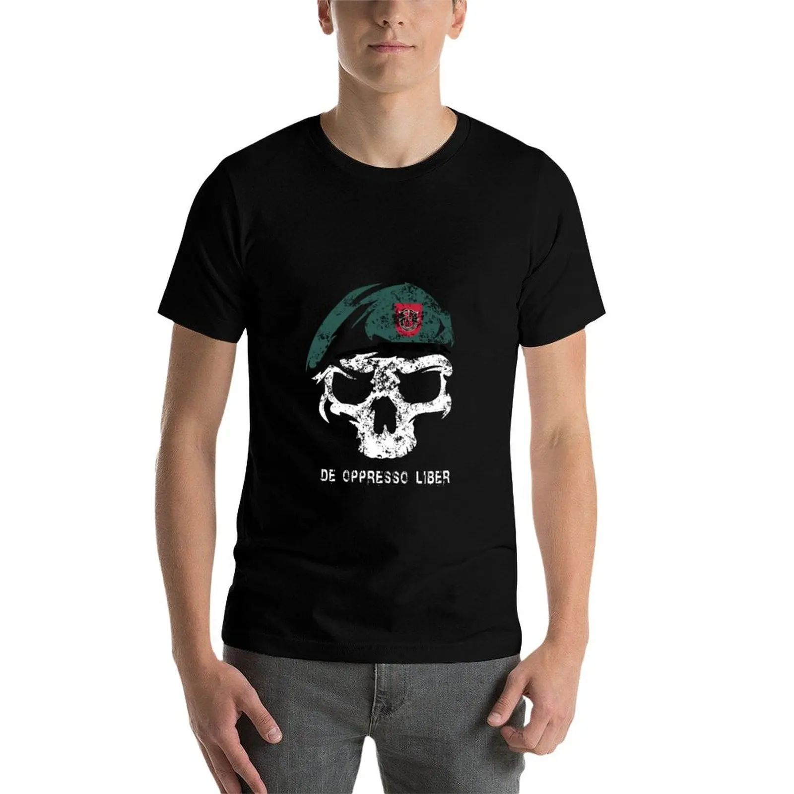 Фото Футболка Army Special Forces De Oppresso Liber Green Beret 7th SFG, минималистичная однотонная футболка с круглым вырезом №3