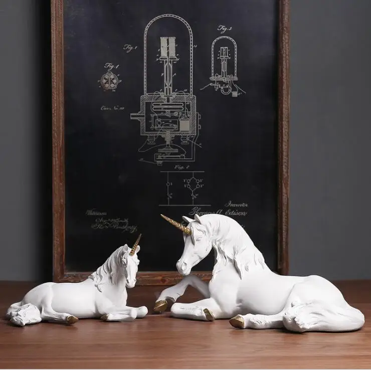 

Nordic White Unicorn Horse Resin Ornaments Store Club Hotel Cafe Furnishing Crafts Home Livingroom Desktop Sculpture Decoration