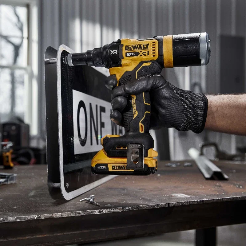 DEWALT DCF403 20 в Беспроводная модель 4 8 дюйма (мм) электрический пистолет для заклепок