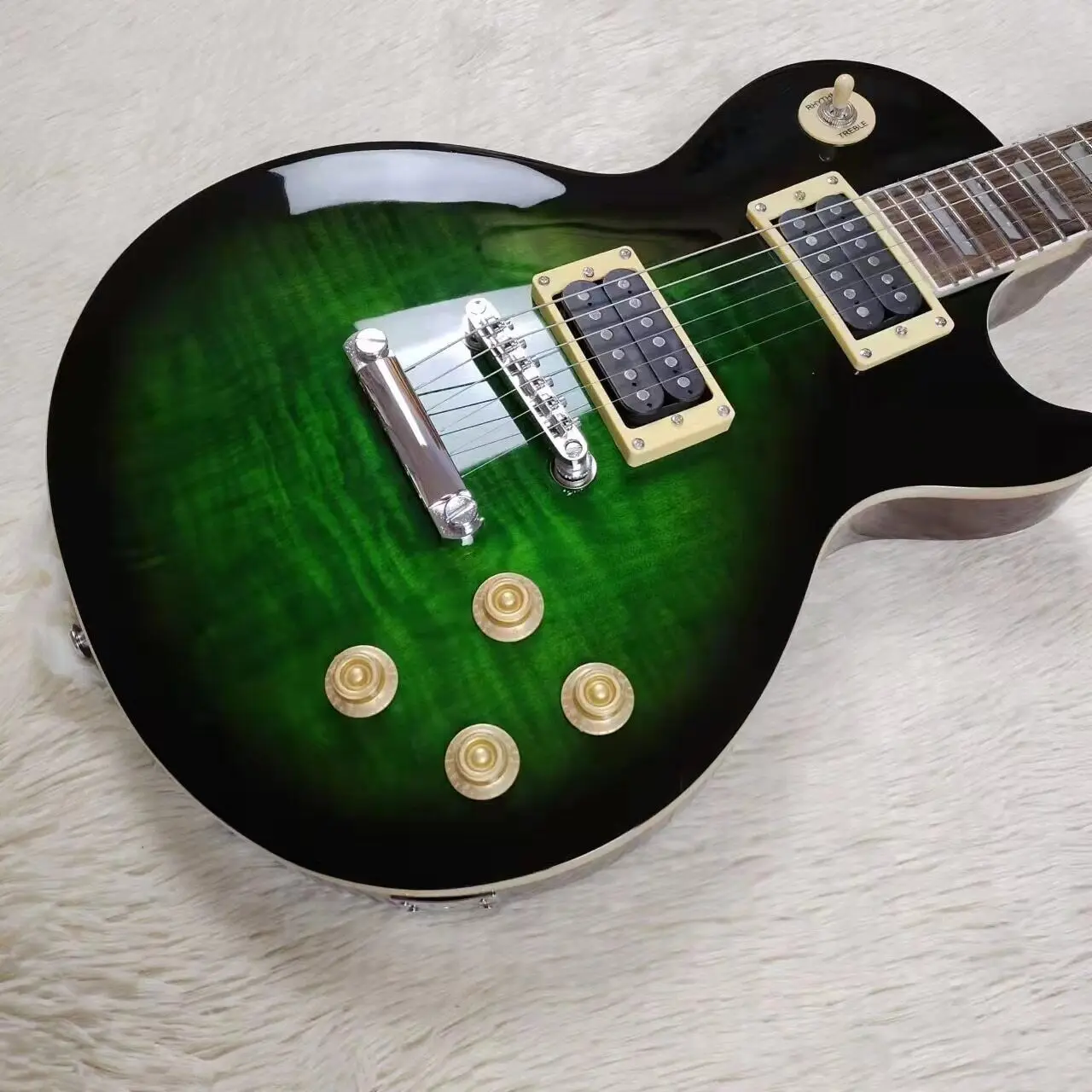 

Hot Sale Factory 6 String Electric Guitar Finish Gloss Green Gold Hardware