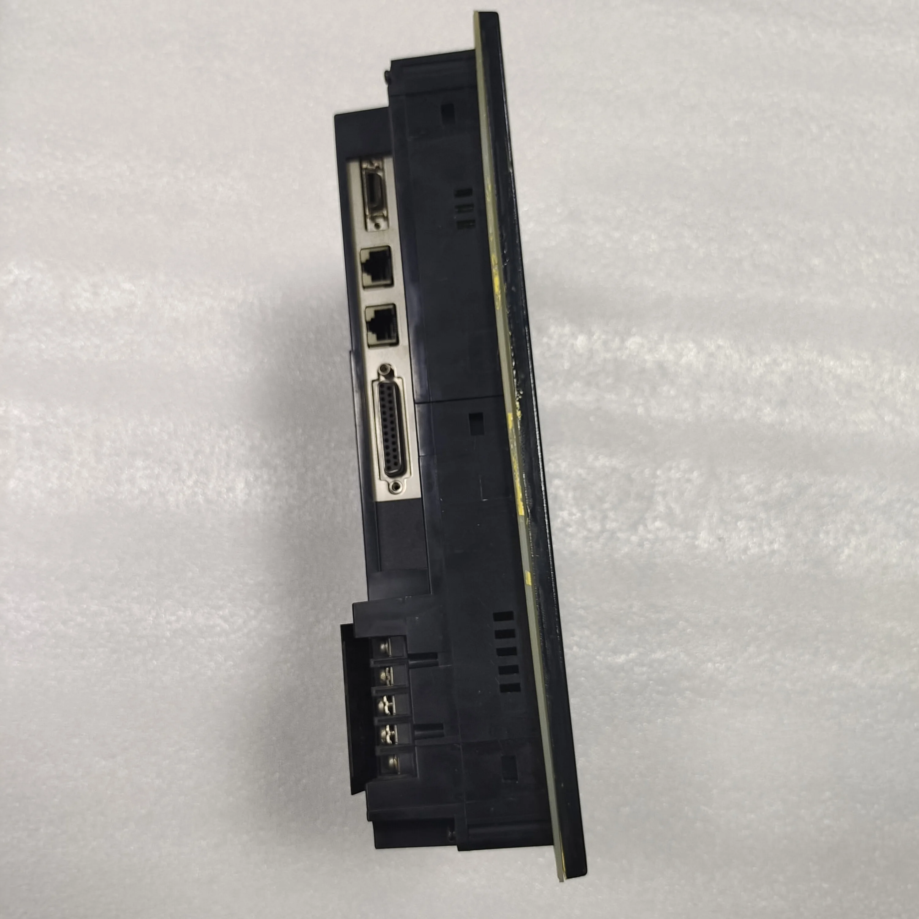 Сенсорный экран HMI UG430H-SS1, сенсорная панель UG430H-SS1, UG430H-SS1 в наличии (art.: 3920dcbcefd3a) - 3920dcbcefd3a