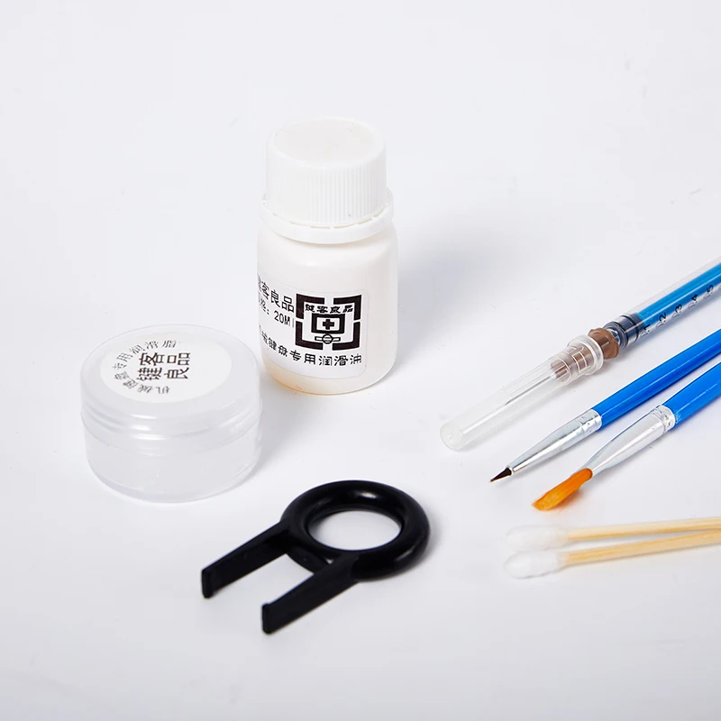 Рисунок 3 - Комплект смазочного масла для механического