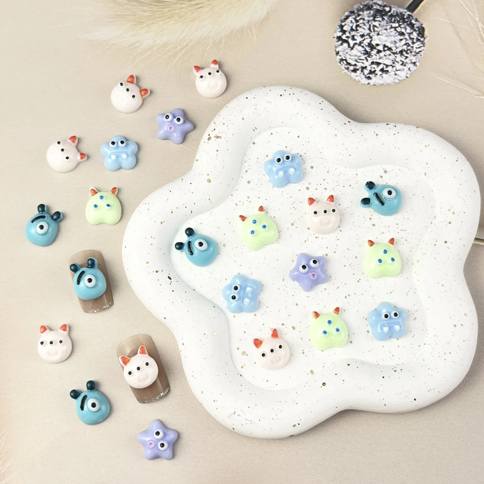 20 шт. подвески для ногтей с рисунком монстра miniso изготовления своими руками милые