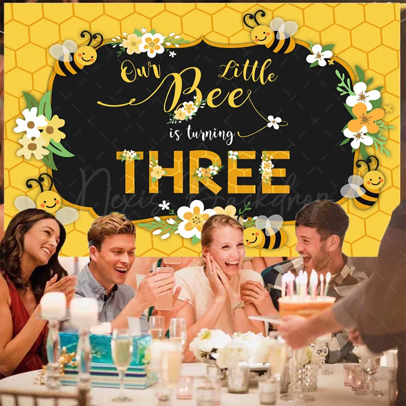 Милые пчелы с цветочным рисунком в виде сот фон для 3-го дня рождения маленькая