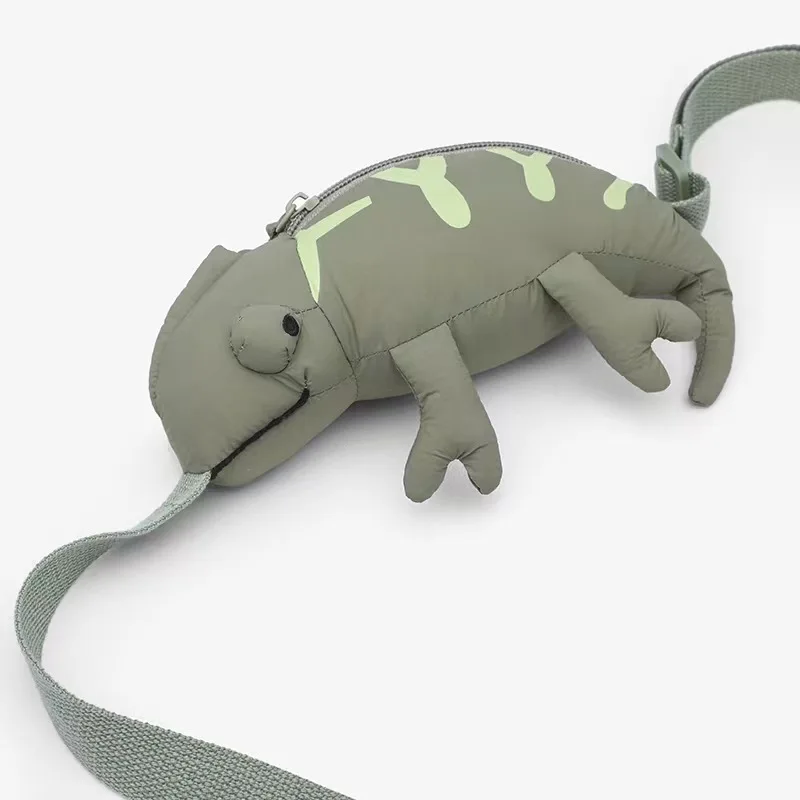 New Children's Bag Cartoon Cute Green Lizard Bag Chameleon Animal Waist Bag Boy Girls Creative Messenger Bag Small Backpack
