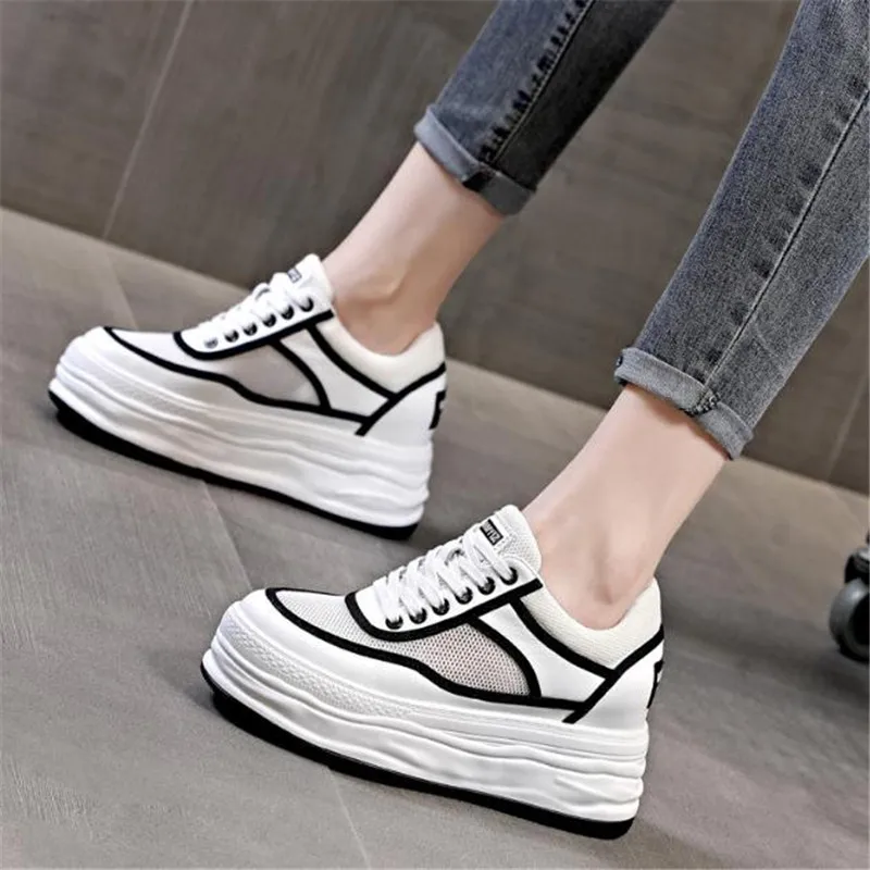 

Кроссовки женские на танкетке со скрытым каблуком, кожаные, повседневная обувь на платформе, белые