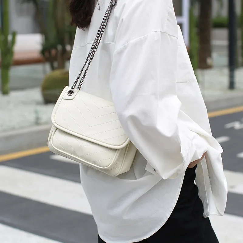 

Ins Western Style Lingge Chain Bag Wandering Bag Small and Luxury Skew Straddle Shoulder Bag Fashion Versatile Postman Bag