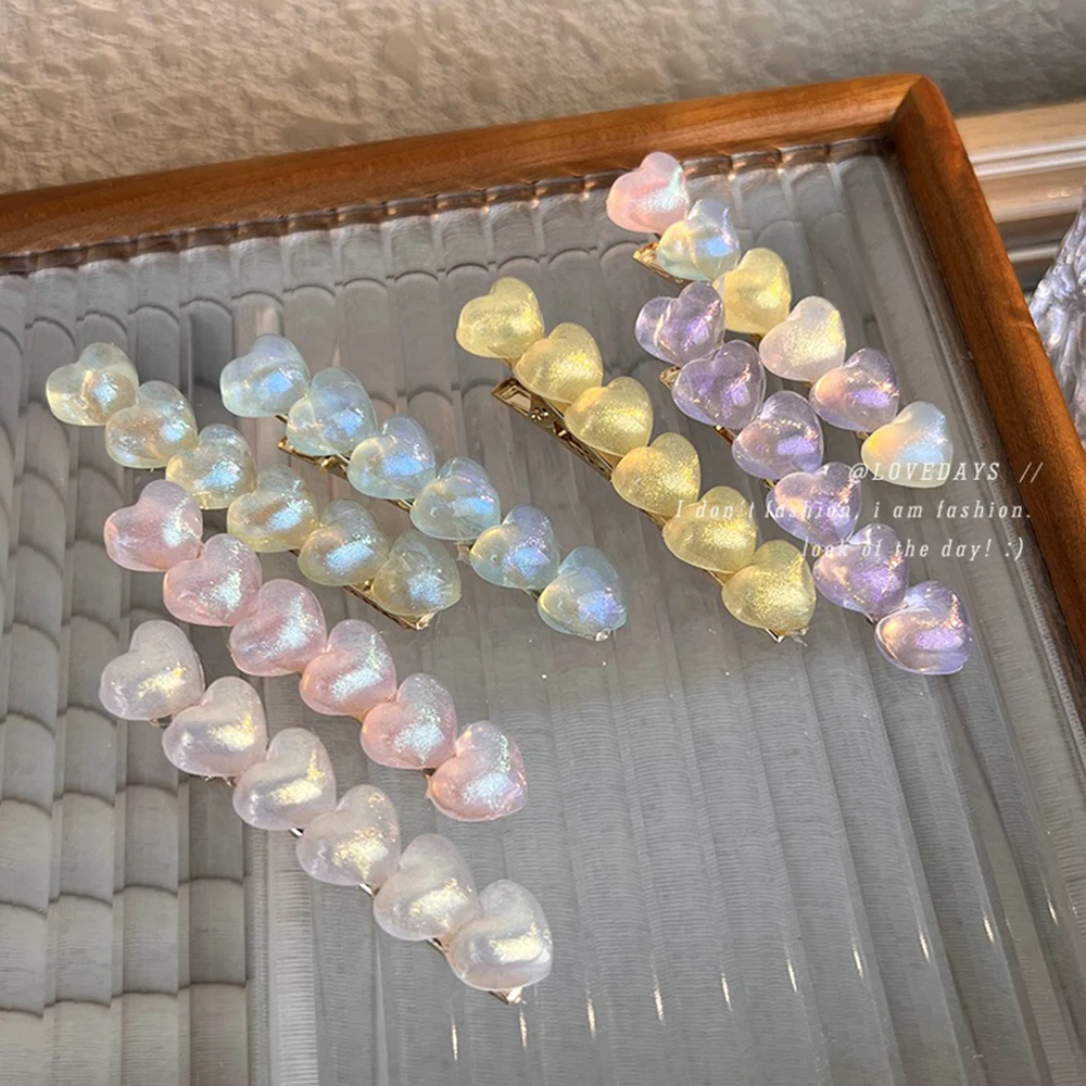 

Shiny Love Shape Duckbill Hair Clip Bangs Side Clip Barrette Candy Color Heart Hair Clip Resin Hair Clip Korean Hair Accessories