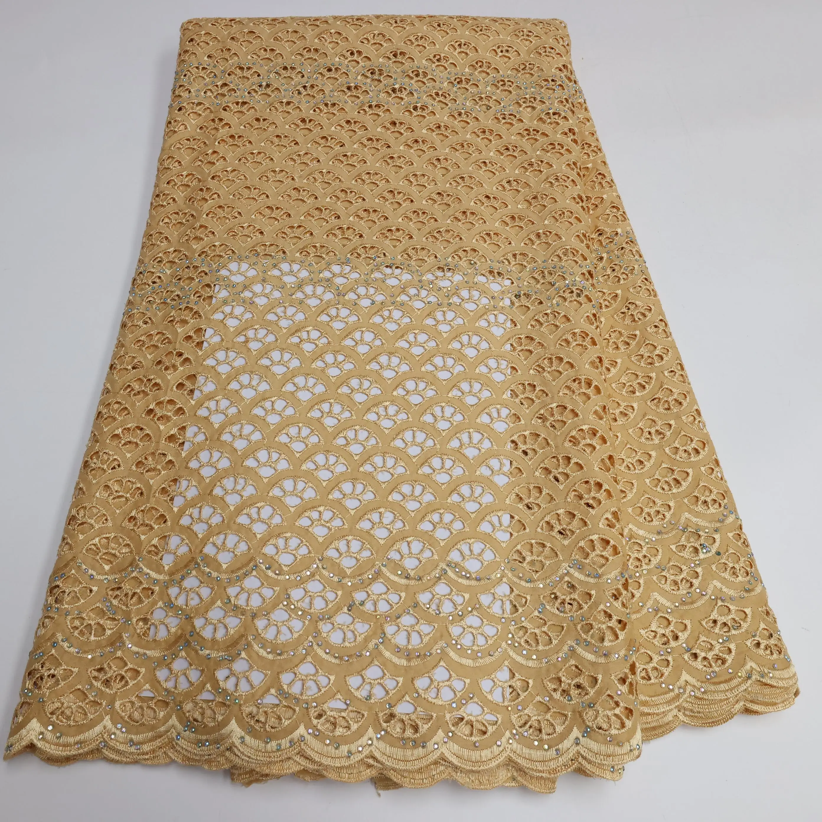 

Beautiful African Lace Fabric High Quality Bazin Riche 2022 Nouveau Cotton Laces For Nigerian Wedding Festival Sew GNB1-24