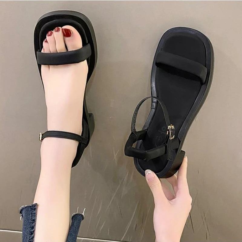 

Женские босоножки на среднем каблуке, модные классические сандалии из искусственной кожи с квадратным носком, повседневные прогулочные туфли, Новинка лета 2023