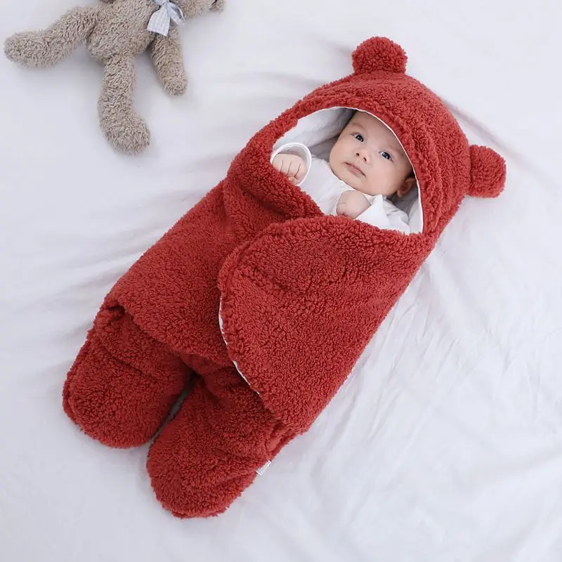 

Infant Quilt Soft Newborn Baby Swaddling Blanket for Going Out, Thick Autumn and Winter, Warm and Convenient To Wear, 0-6 Months