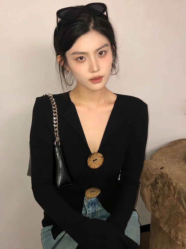 Early Autumn Idle Sle Design Sense Black Slim fit Split Knit Pullover Sweater Women and Winter Outdoor Top