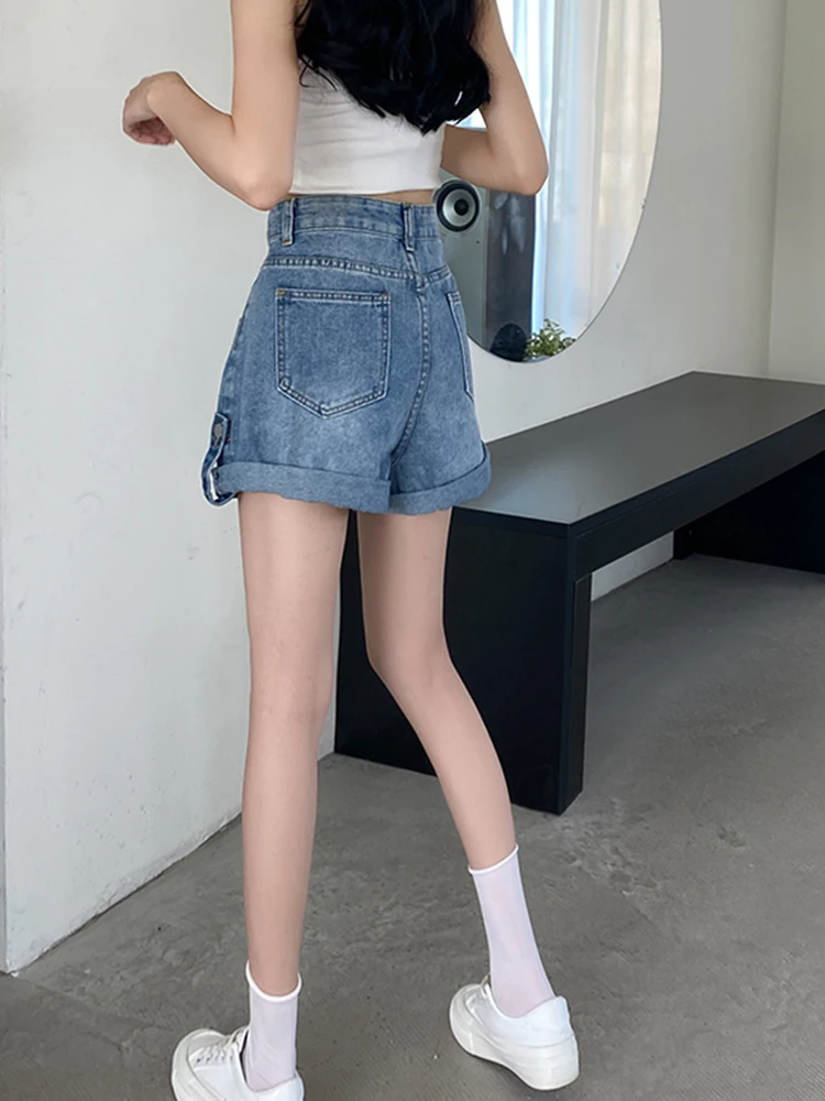 New Spring Summer Women Retro Loose Elastic Waist Blue Denim Shorts Streetwear Female Wide Leg Button Jeans Shorts
