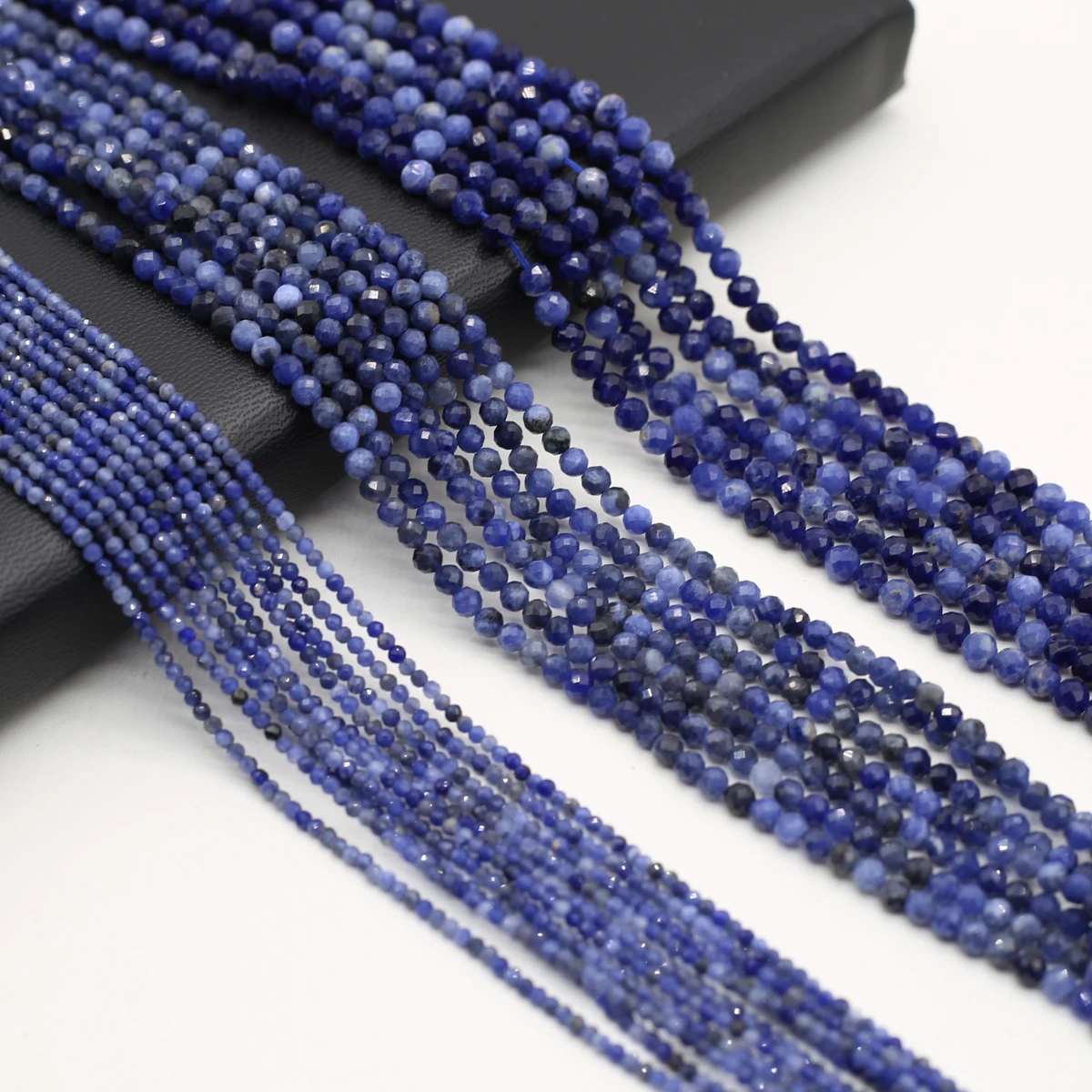 

100% Natural Stone Beads Small Faceted Round Sodalite Bead for Jewelry Making Diy Women Bracelet Necklace Accessories