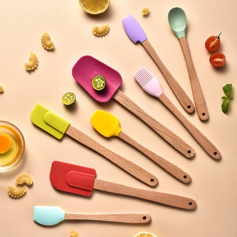 

Hot Colorful Mini Silicone Spatula Spoon Silicone Bamboo Handle Cookie Pastry Scraper Baking Tools Kitchen Supplies Accessories