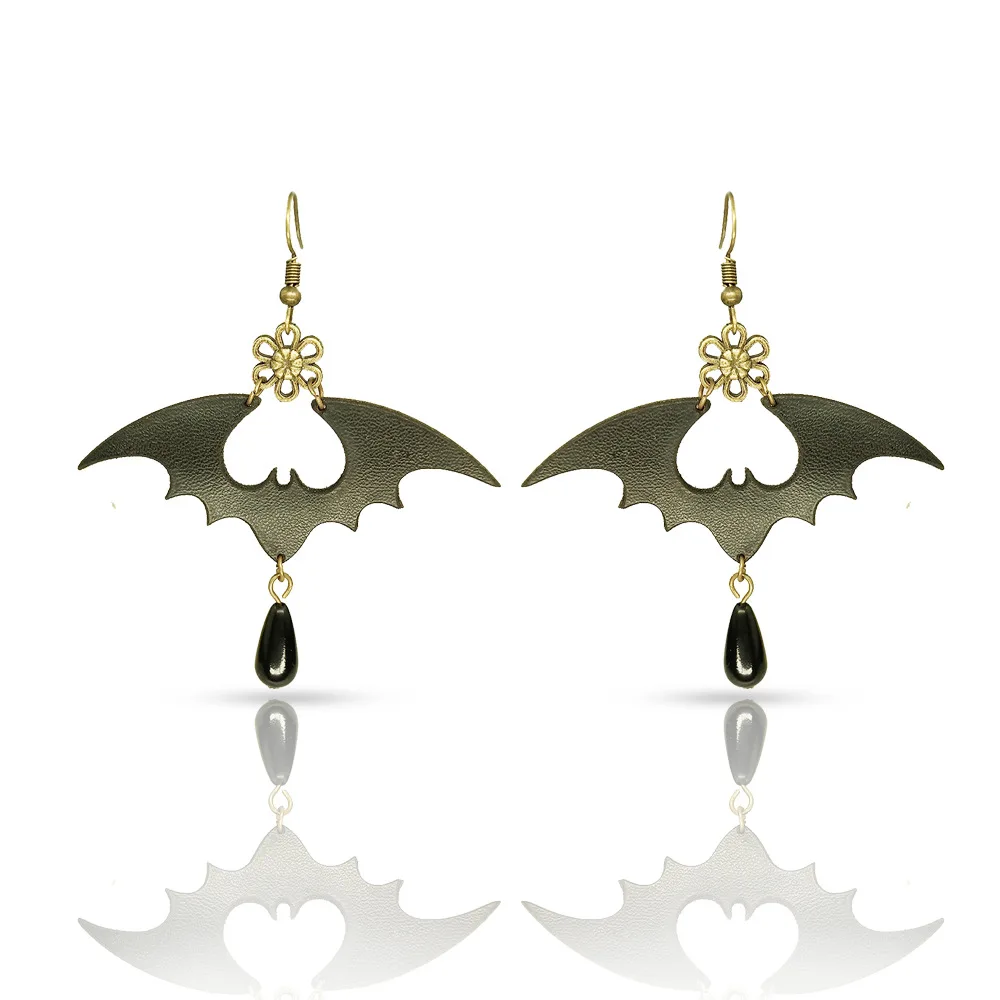 

Gothic Europe And The United States To Restore Ancient Ways The Joker Character Of Fashion Simple PU Ms Bats Earrings