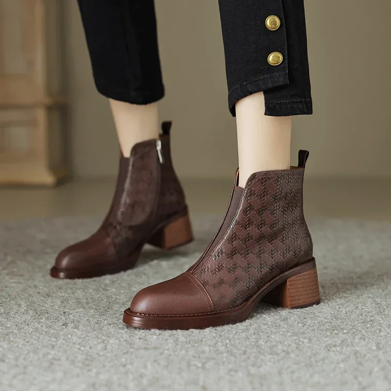 Ботинки мартинсы женские на толстой подошве с круглым носком 5 см