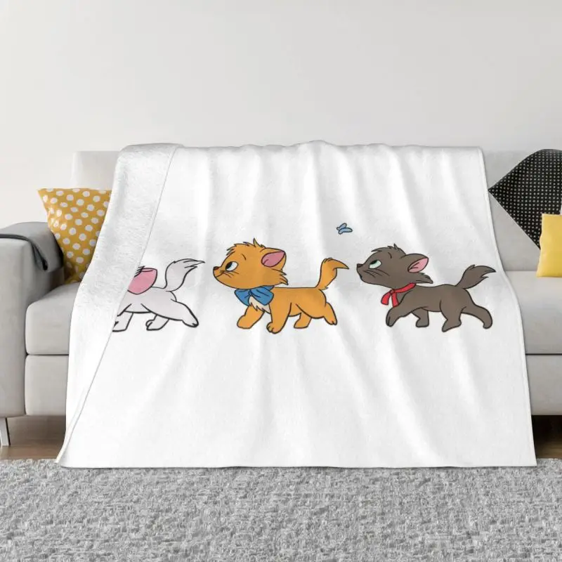 

Funny Marie Walking Ultra-Soft Fleece Throw Blanket Warm Flannel Cartoon Kitten Blankets for Bedding Office Couch Bedspreads