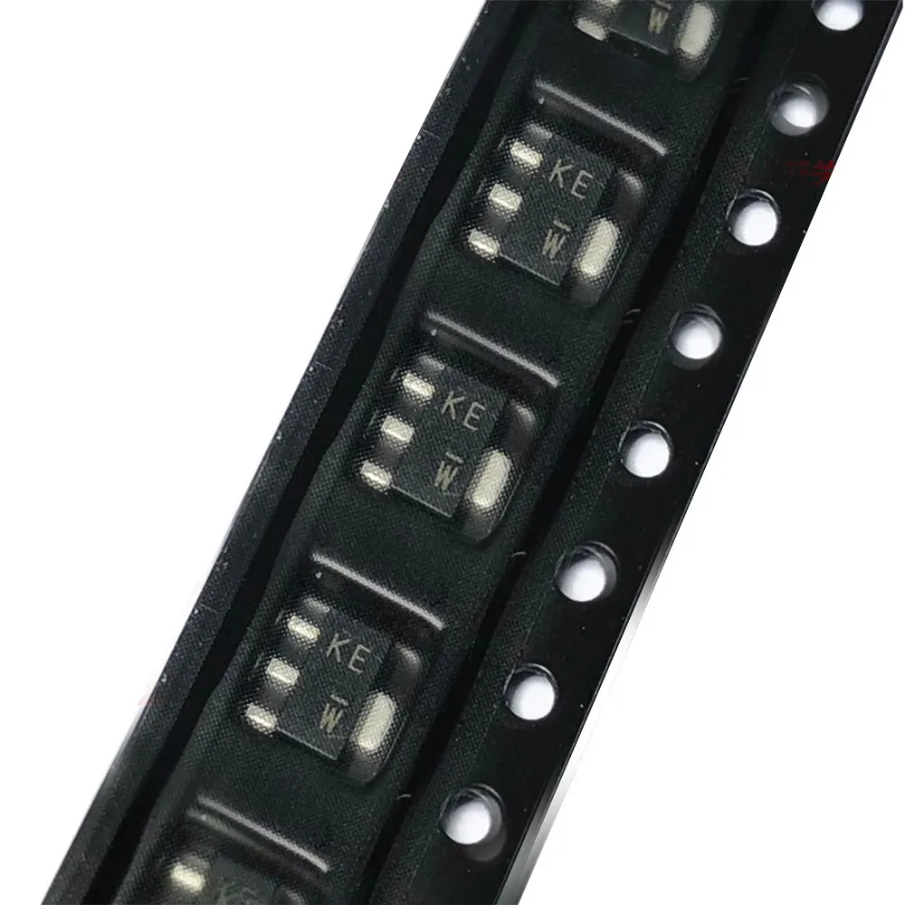 

Оригинал 100 шт./лот 2SK3065 Mark KE SOT89 2SK3065T100 KE MOSFET N-CH 60V 2A SOT-89 IC, Новая фотография