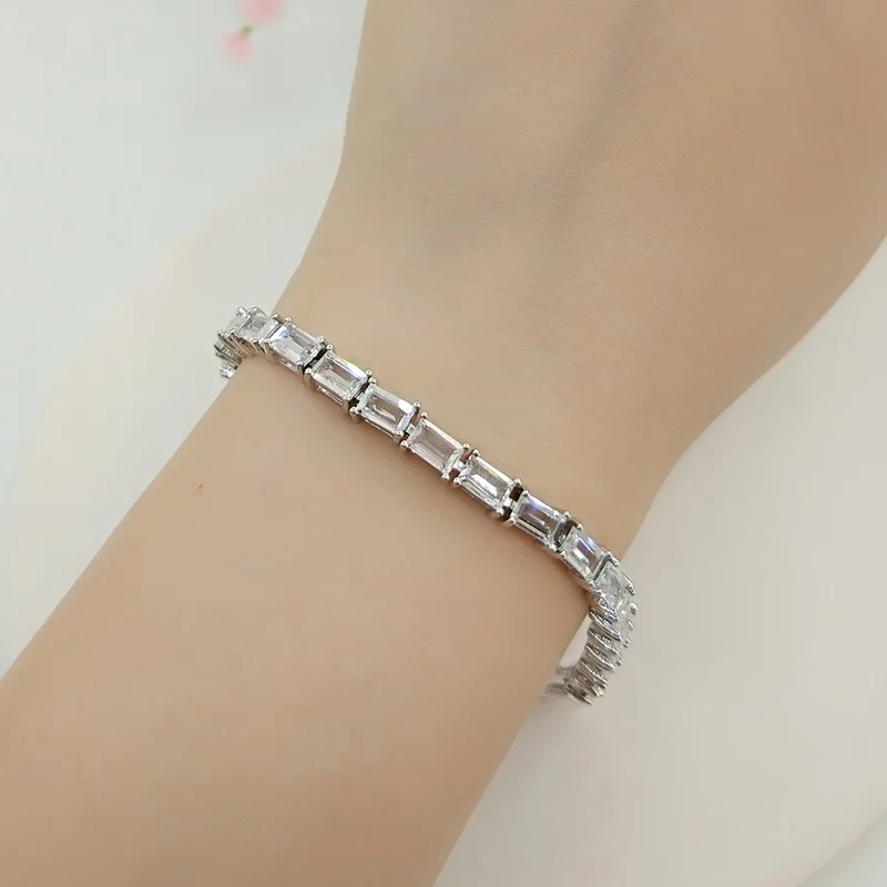 

2022 New High Quality AAA Zircon Bracelet Chain for Women Simple Personality Tennis Bracelets Fashion Jewelry Gift for Boyfriend