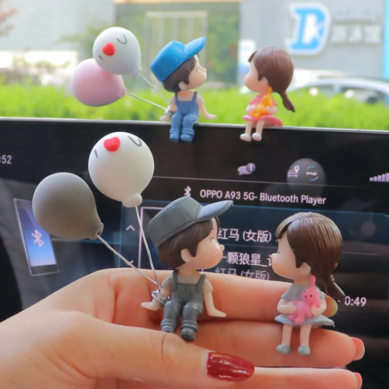 

Car Decoration Cute Cartoon Couples Action Figure Figurines Balloon Ornament Car Mounted Accessories Auto Interior Dashboard