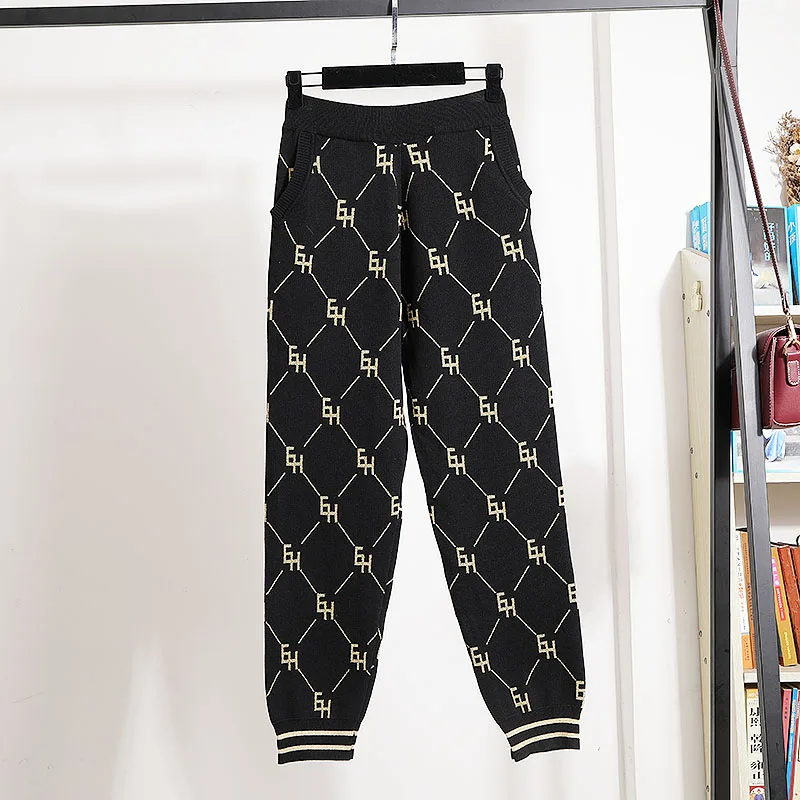 Женский комплект из двух предметов вязаный жакет с вышивкой и повседневные брюки