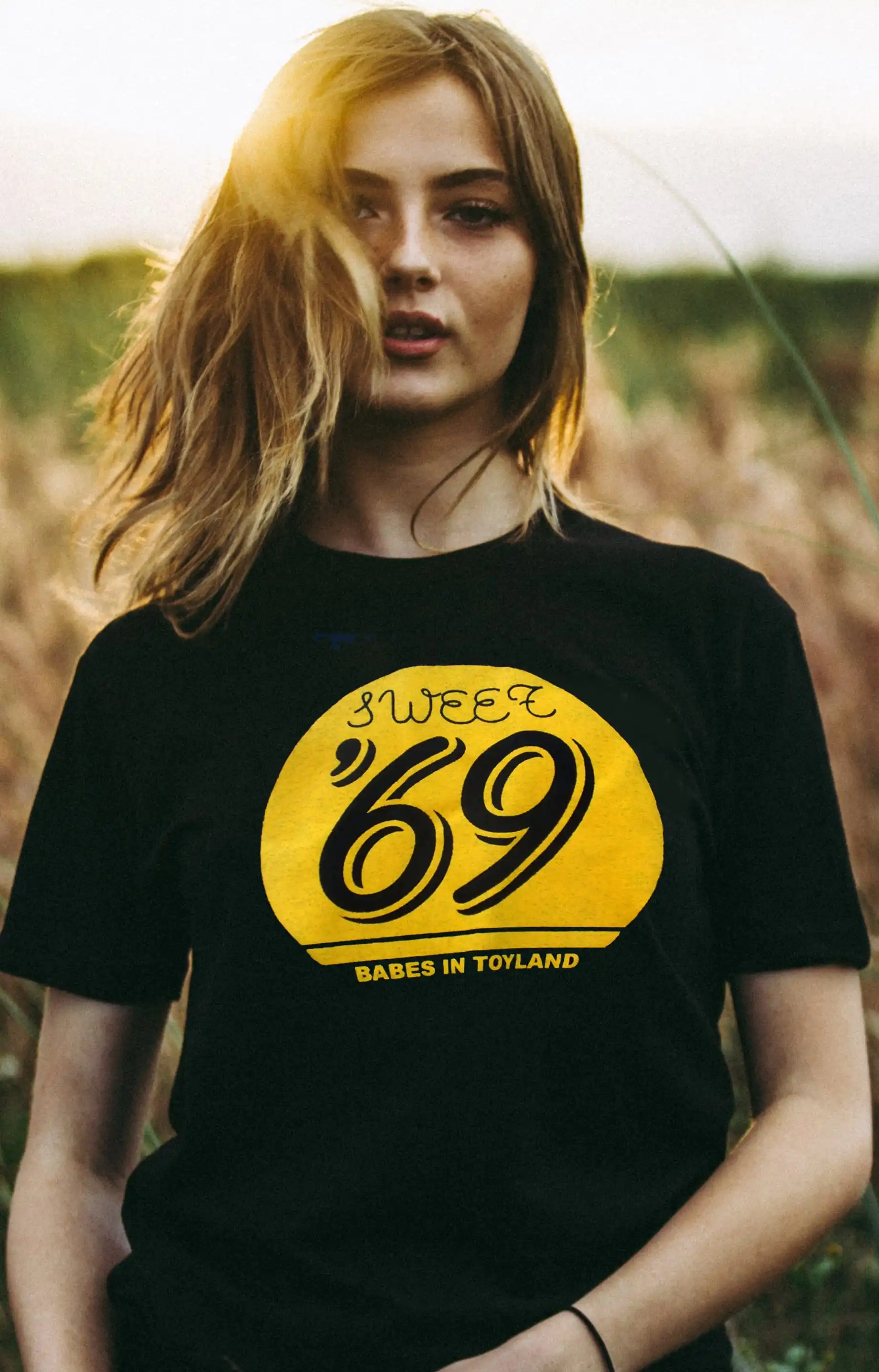 Футболка Babes in Toyland