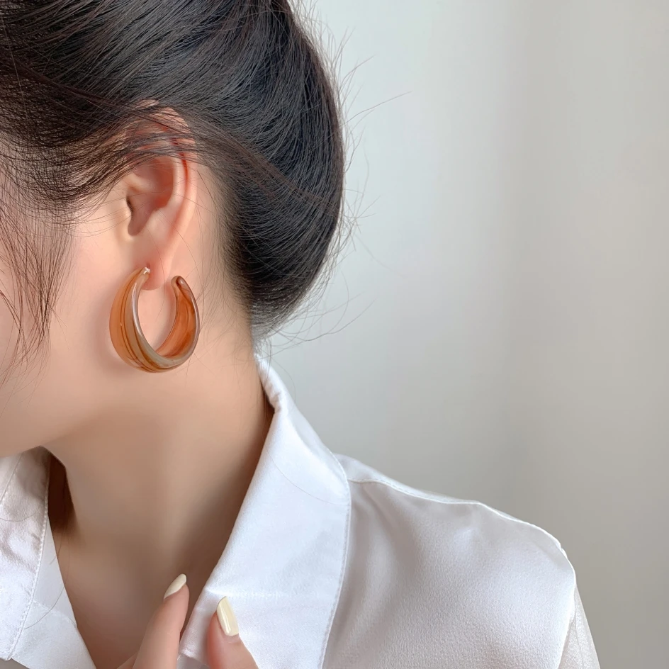 

Vintage Round Earrings For Women Acrylic Amber Two-Color Mixed C-type Earring Wedding Party Jewelry pendientes mujer