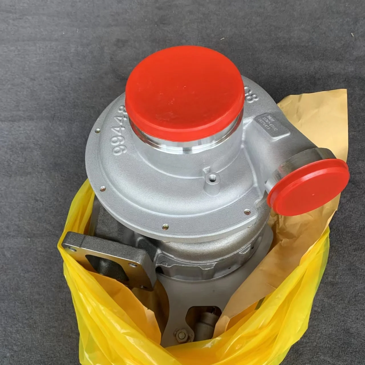 Детали двигателя грузовика S1760-E0M10 E13C Турбокомпрессор для hino 700