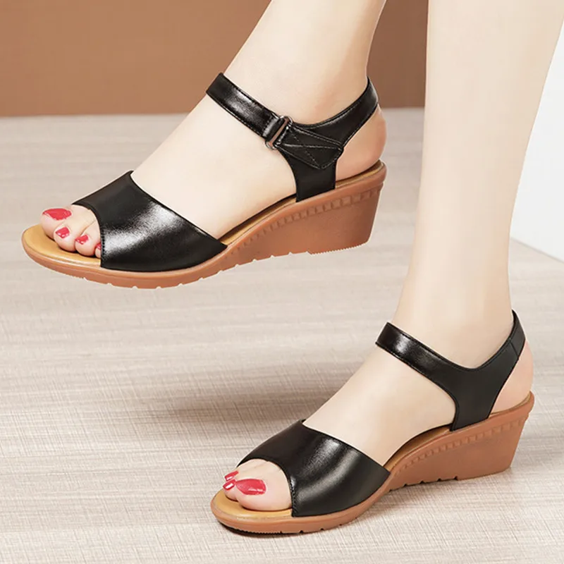 

Plus Size 35-43 Quality Medium Heels Genuine Leather Shoes Women Summer 2022 Comfortable Platform Wedges Sandals Beach Mother